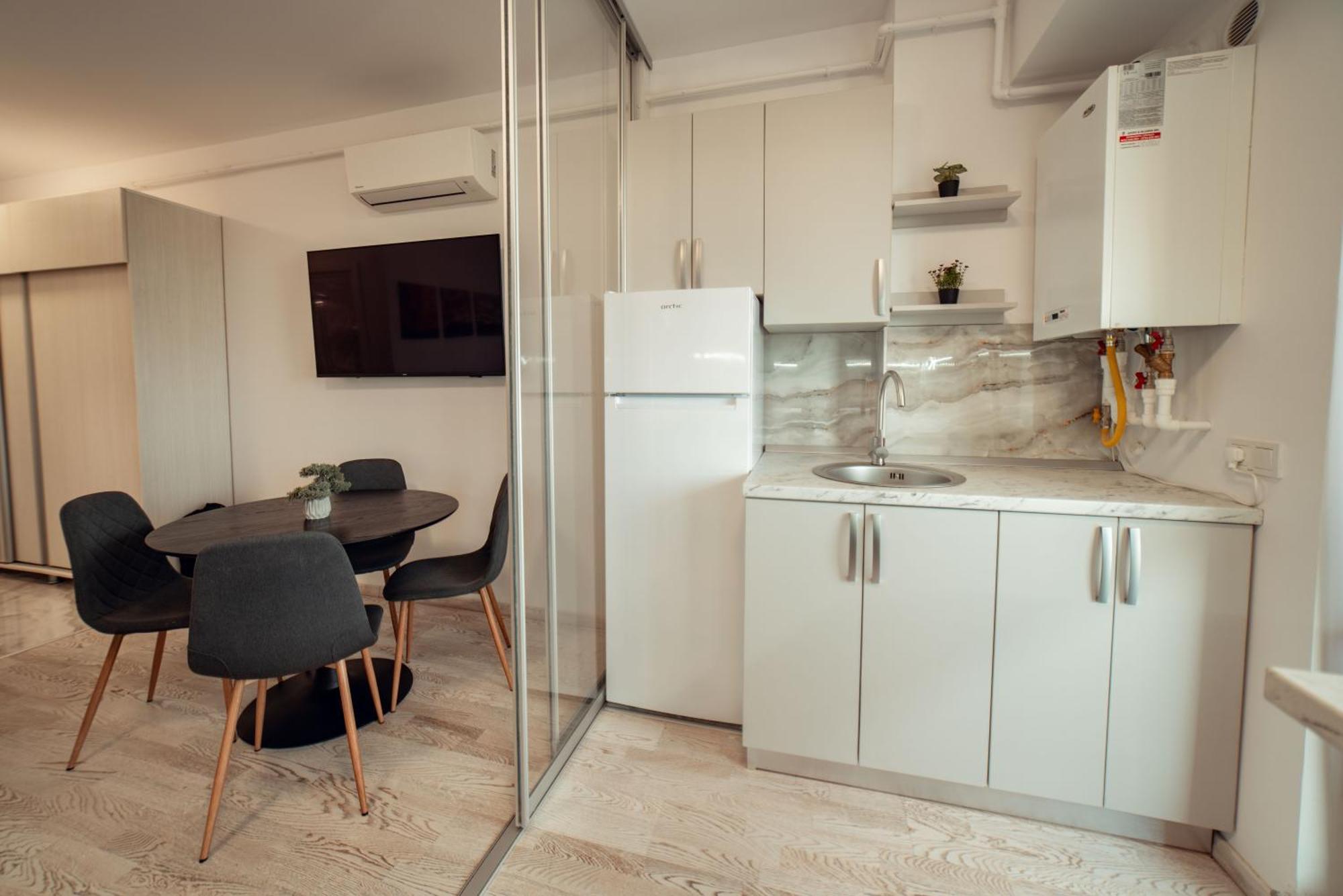 Cozy Aparthotel - Ultracentral Luxury Apartments Iasi Extérieur photo