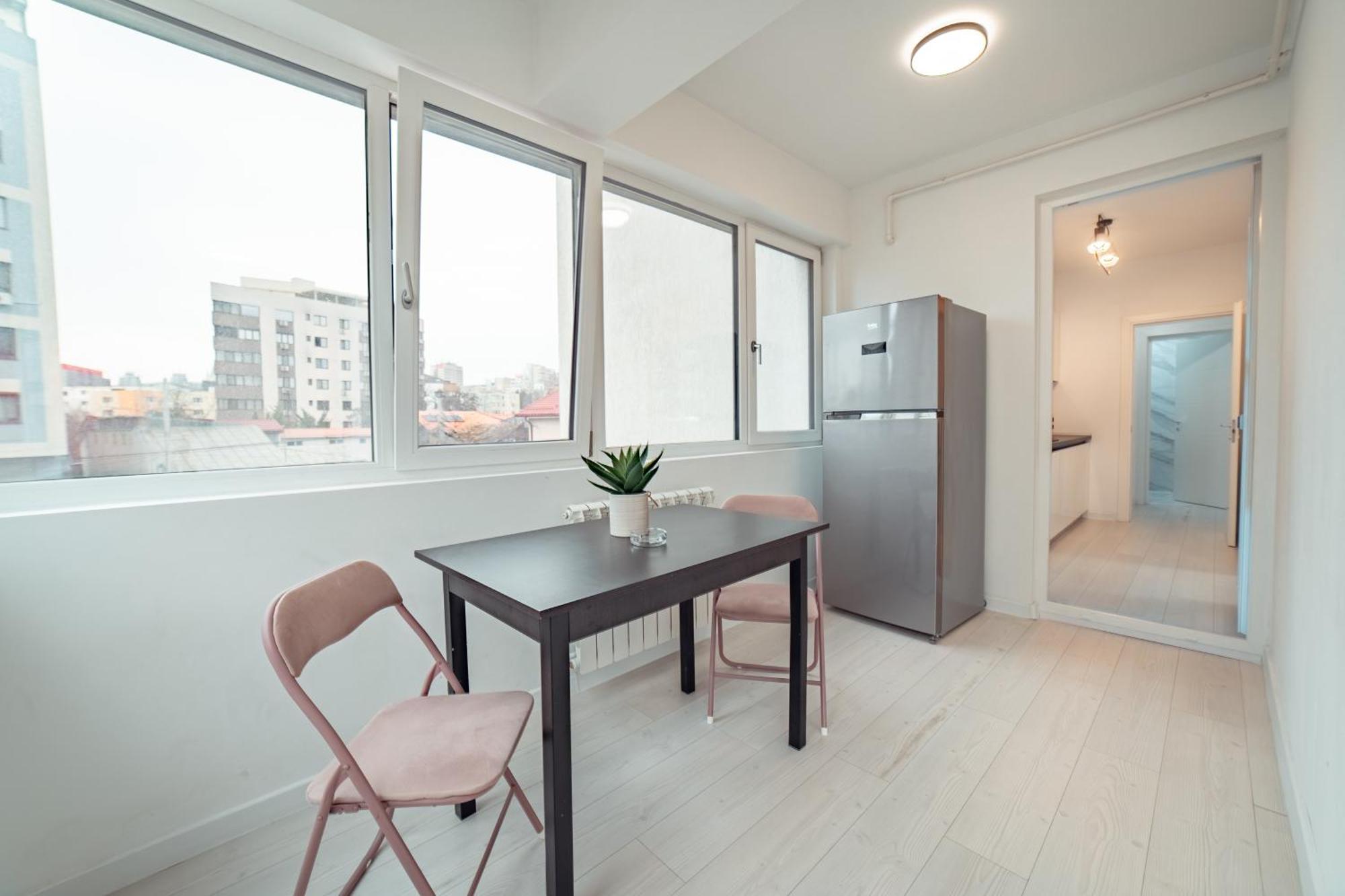 Cozy Aparthotel - Ultracentral Luxury Apartments Iasi Extérieur photo